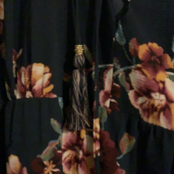 Xhileration navy blue floral dress - Picture 4 of 5